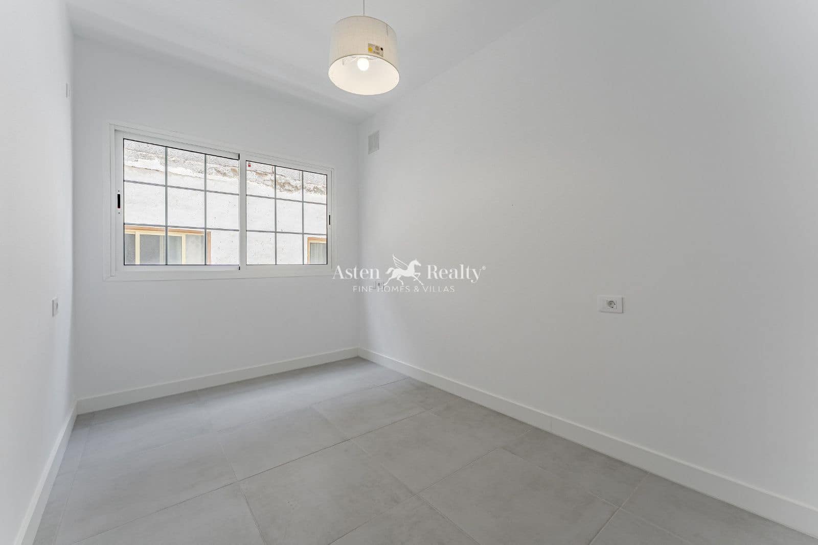 4 soveværelse Lejlighed til salg i Alcala - € 367.000 (Ref: 8945056)