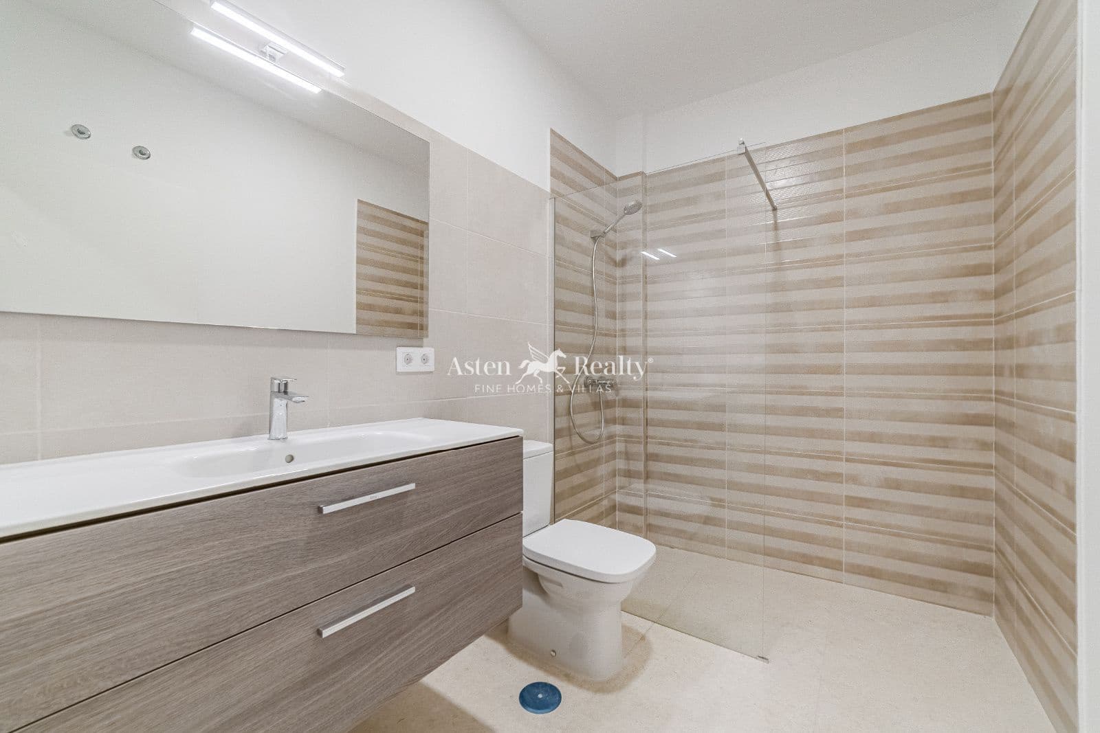 2 sypialnia Mieszkanie na sprzedaż w Santa Cruz de Tenerife - 250 000 € (Ref: 8960626)