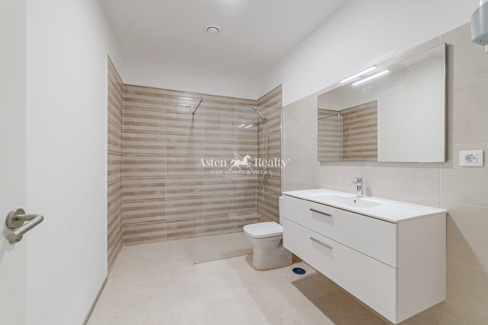 2 sypialnia Mieszkanie na sprzedaż w Santa Cruz de Tenerife - 250 000 € (Ref: 8960626)