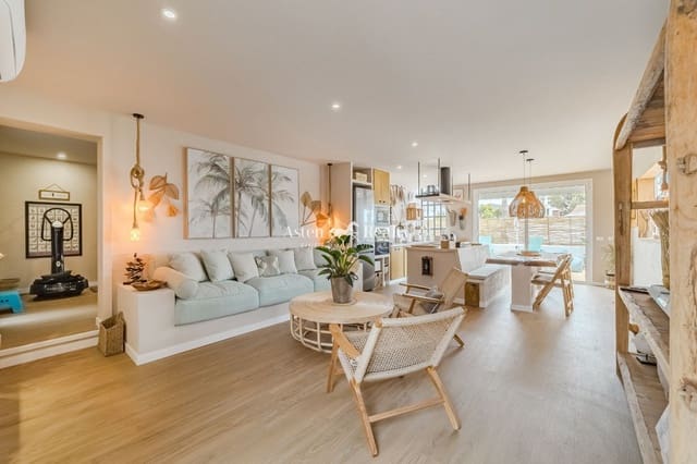 5 slaapkamer Huis te koop in Chayofa, Arona met zwembad garage - € 1.350.000 (Ref: 8973403)