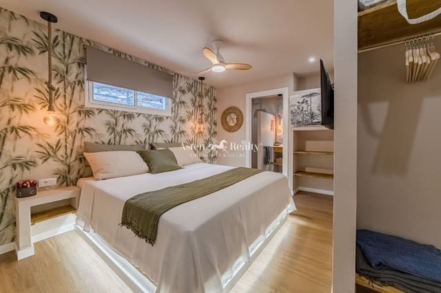 5 slaapkamer Huis te koop in Chayofa, Arona met zwembad garage - € 1.350.000 (Ref: 8973403)