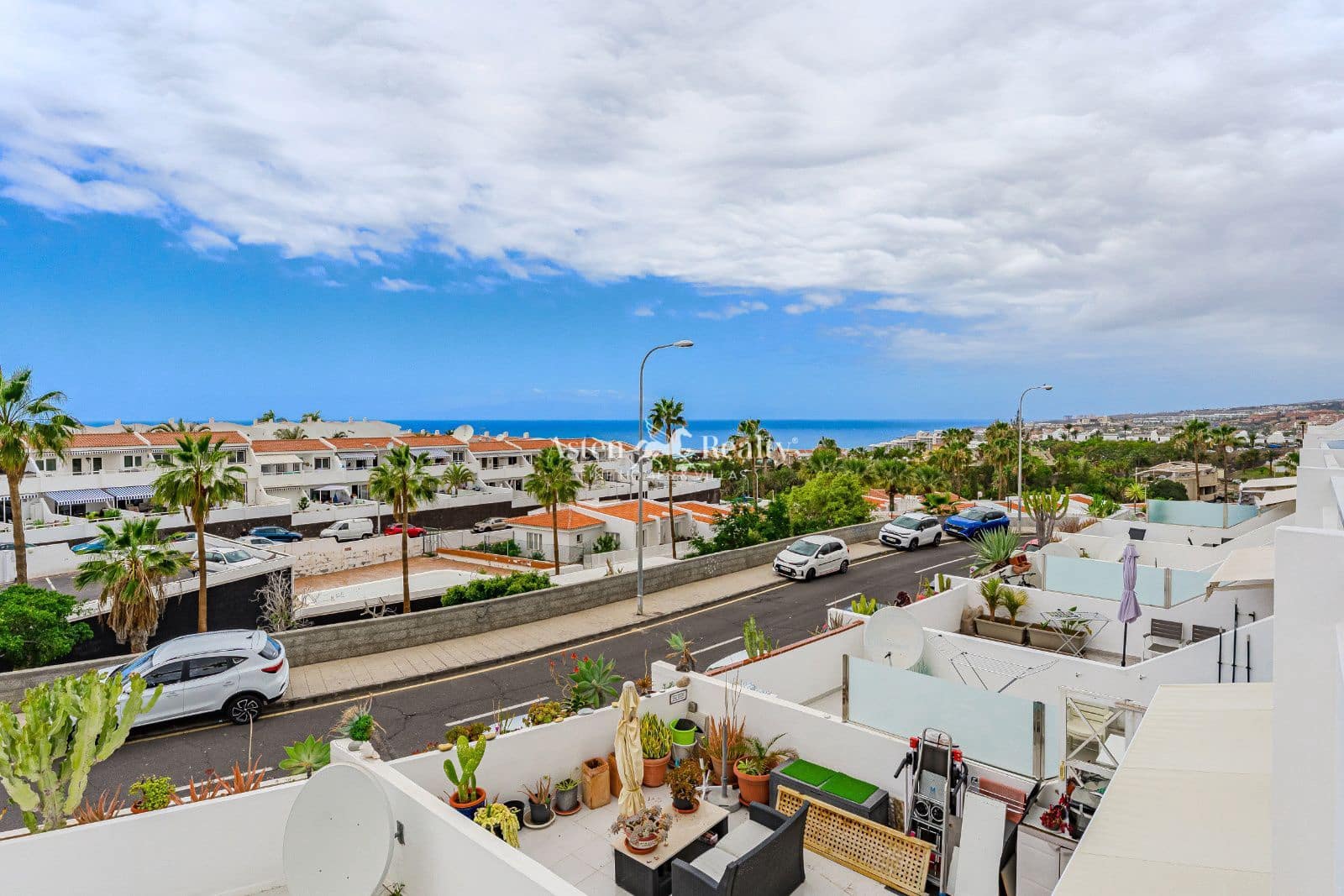 1 chambre Appartement à vendre à Costa Adeje avec piscine - 270 000 € (Ref: 8973672)