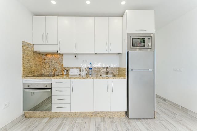 1 sypialnia Mieszkanie na sprzedaż w San Eugenio Alto, Adeje z basenem - 270 000 € (Ref: 8973672)