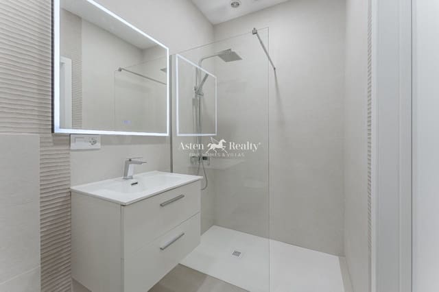 1 soveværelse Lejlighed til salg i Los Gigantes, Santiago del Teide - € 121.500 (Ref: 8974043)