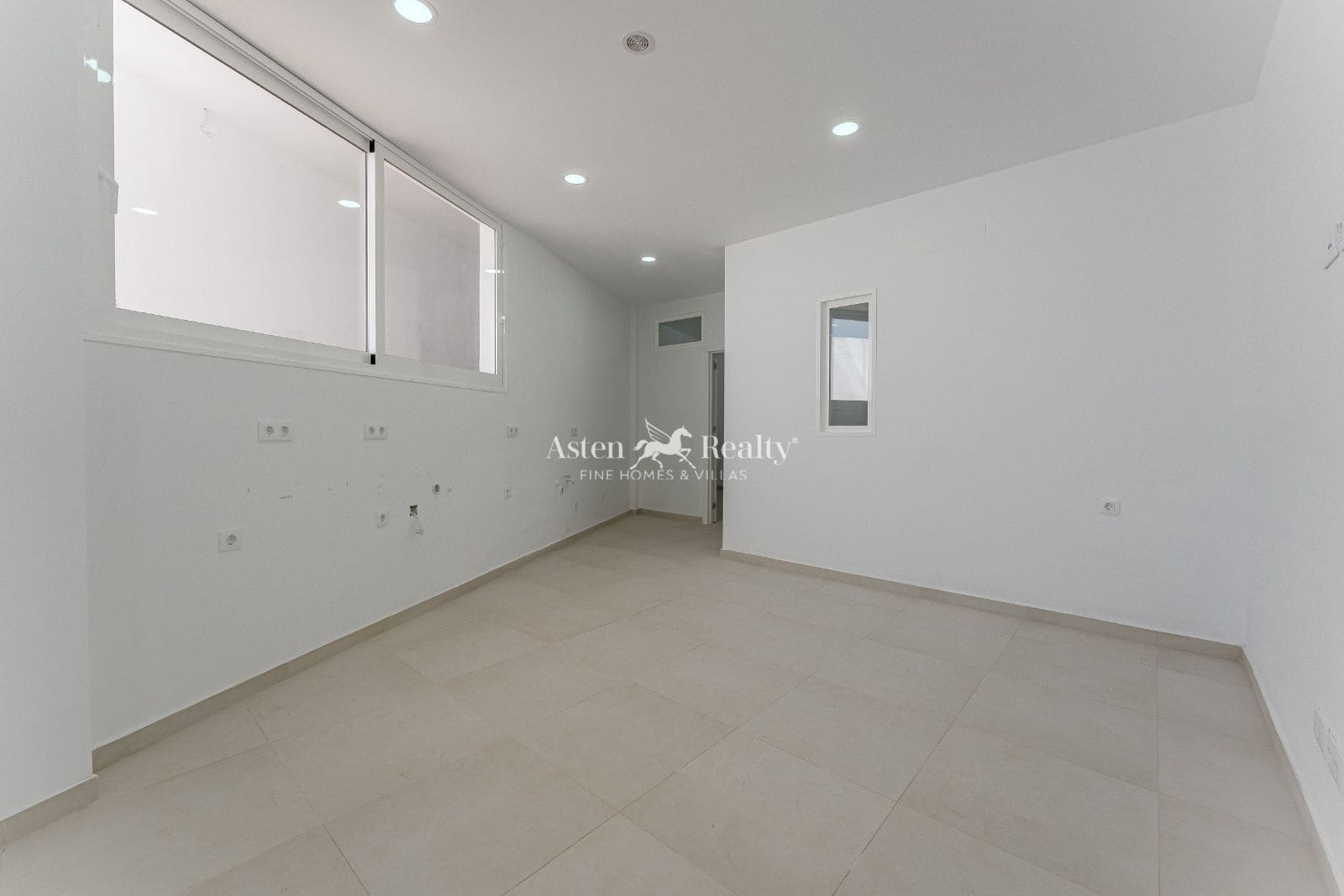 2 slaapkamer Flat te koop in Los Gigantes - € 165.000 (Ref: 8974044)