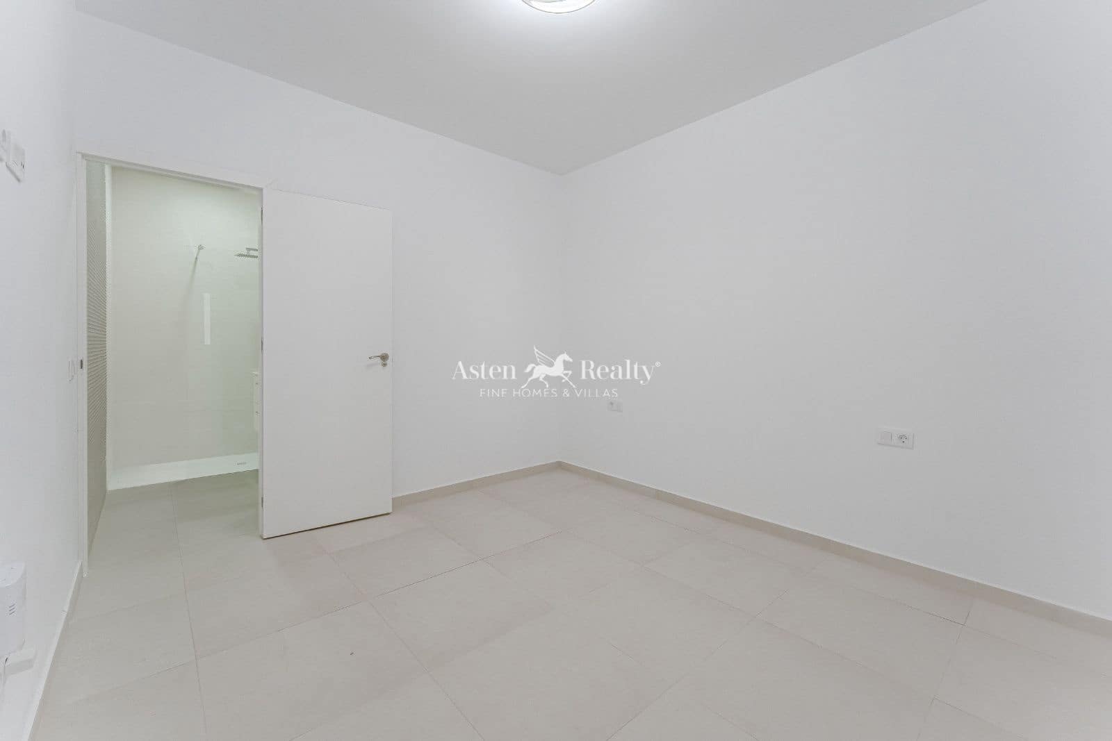 2 slaapkamer Flat te koop in Los Gigantes - € 165.000 (Ref: 8974044)