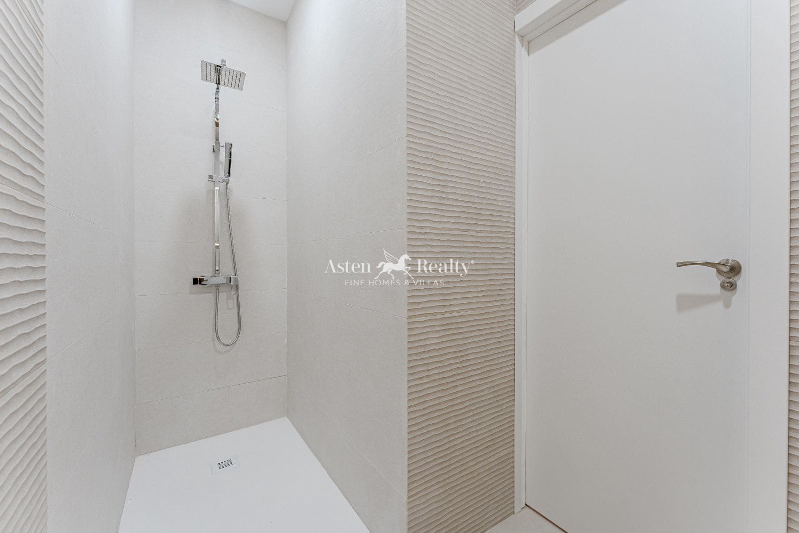 2 slaapkamer Flat te koop in Los Gigantes - € 165.000 (Ref: 8974044)