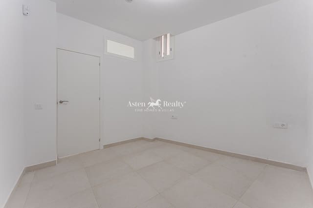 2 slaapkamer Flat te koop in Los Gigantes, Santiago del Teide - € 165.000 (Ref: 8974044)