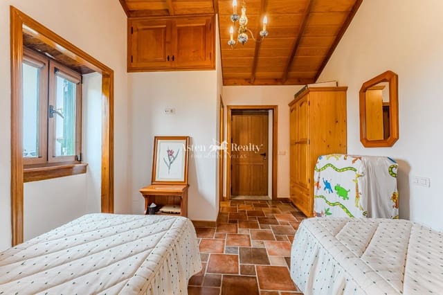 2 soveværelse Villa til salg i Tijoco Alto, Adeje med garage - € 800.000 (Ref: 8983538)