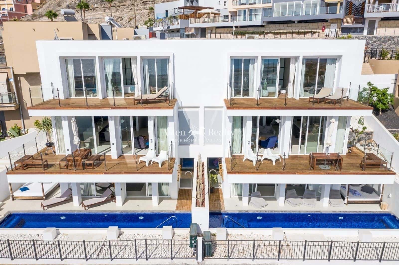 3 bedroom Villa for rent in Costa Adeje with pool garage - € 6,500 (Ref: 8986421)