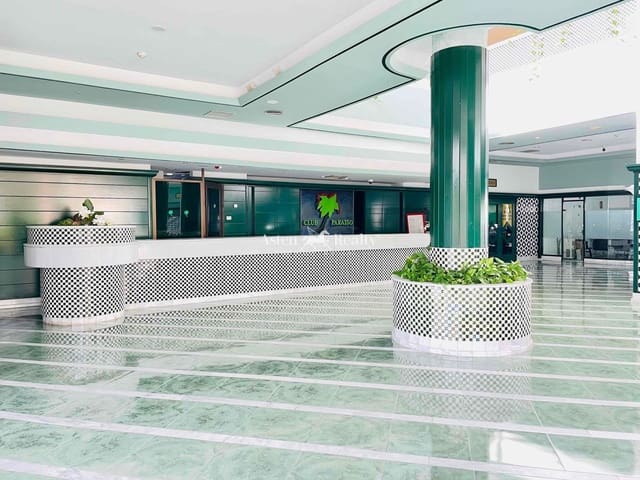 2 chambre Appartement à vendre à Playa Paraiso, Adeje avec piscine - 350 000 € (Ref: 8992836)