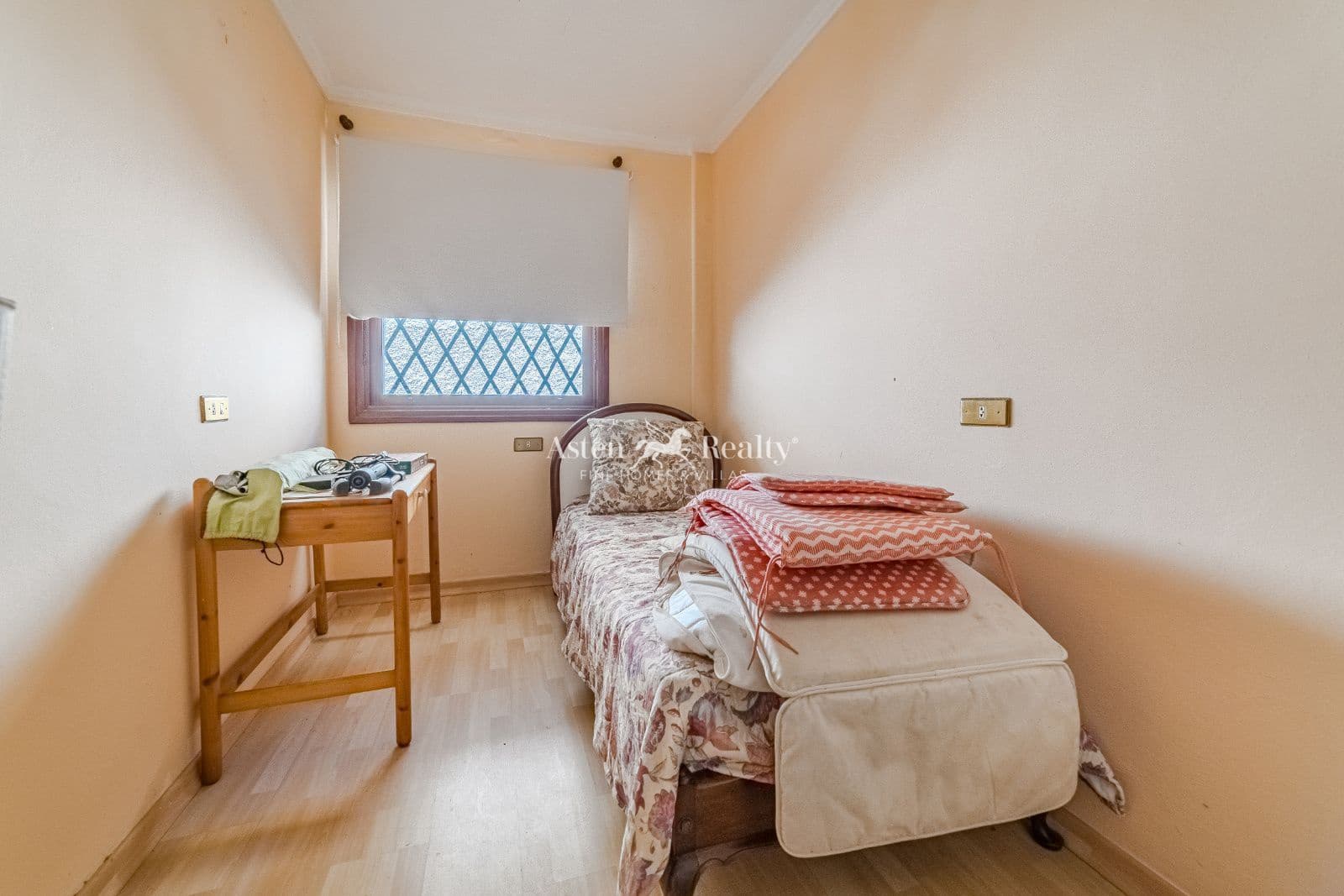 6 soveværelse Villa til salg i San Cristobal de La Laguna med garage - € 680.000 (Ref: 8998443)