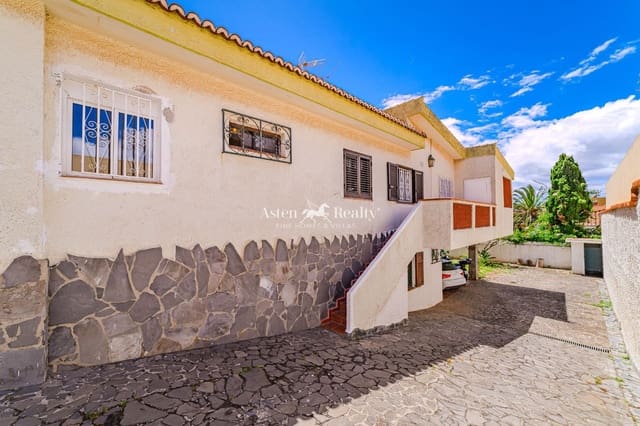 6 chambre Villa/Maison à vendre à San Cristóbal de La Laguna avec garage - 680 000 € (Ref: 8998443)