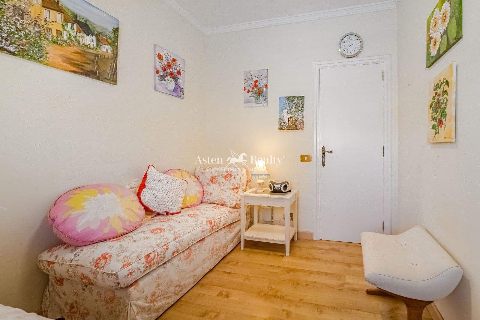 6 soveværelse Villa til salg i San Cristobal de La Laguna med garage - € 680.000 (Ref: 8998443)