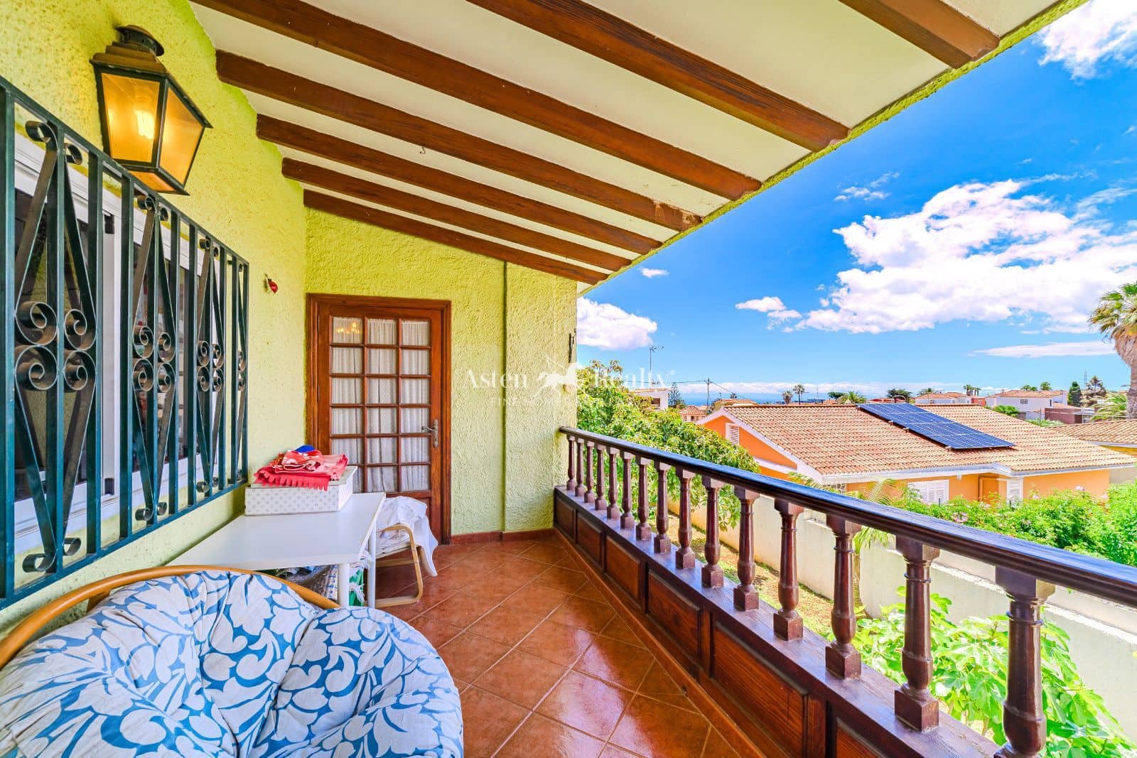 6 soveværelse Villa til salg i San Cristobal de La Laguna med garage - € 680.000 (Ref: 8998443)