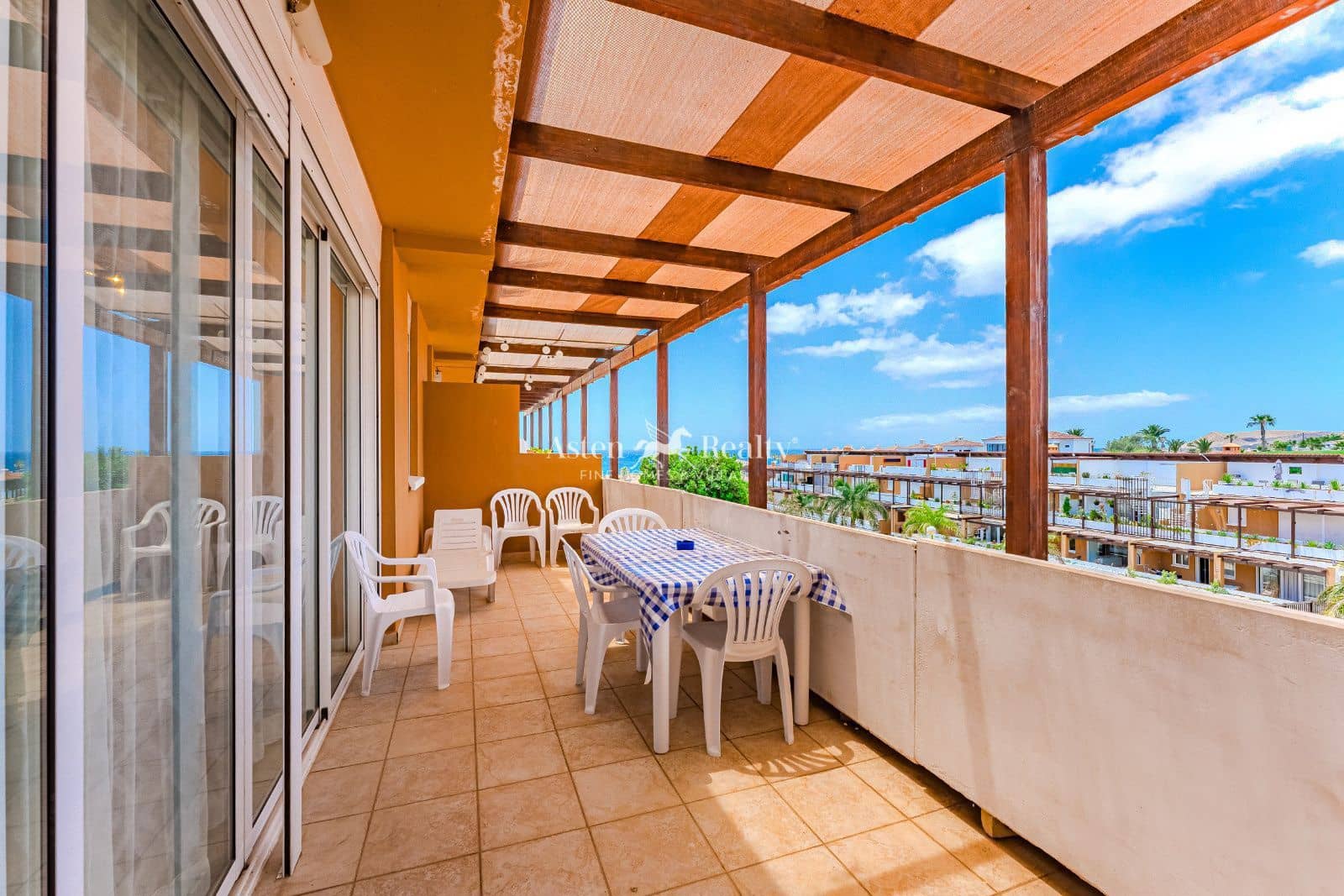 2 sypialnia Mieszkanie na sprzedaż w Amarilla Golf z basenem - 305 000 € (Ref: 9006711)