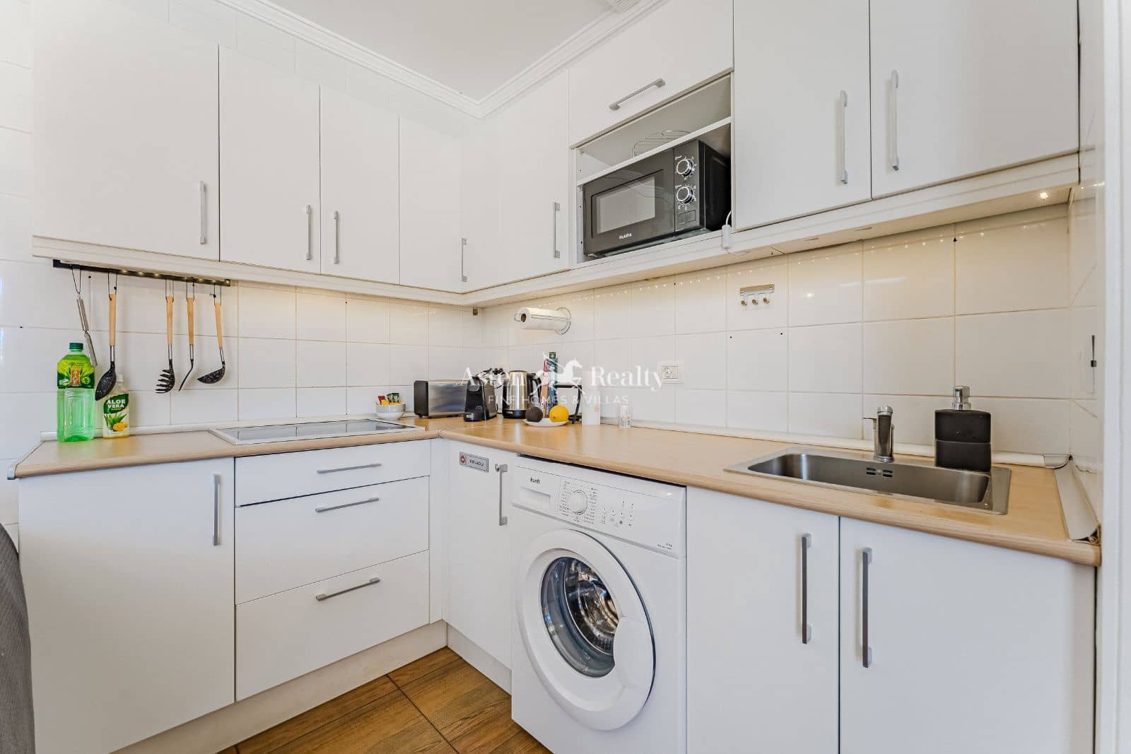 1 soveværelse Lejlighed til salg i Costa del Silencio med swimmingpool - € 180.000 (Ref: 9006712)