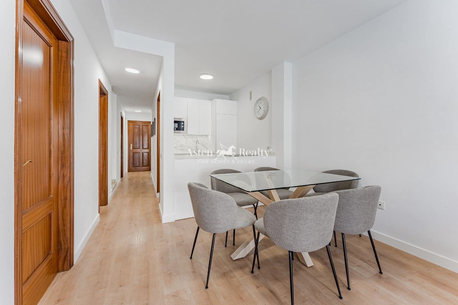 3 soveværelse Penthouse til salg i Palm-Mar med swimmingpool garage - € 450.000 (Ref: 9010438)