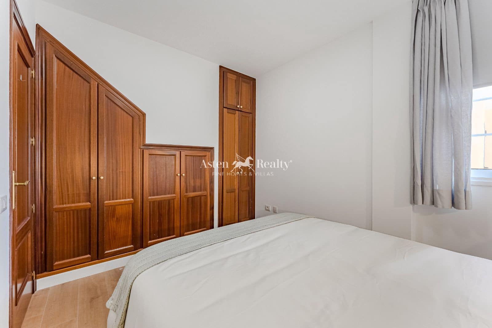 3 soveværelse Penthouse til salg i Palm-Mar med swimmingpool garage - € 450.000 (Ref: 9010438)