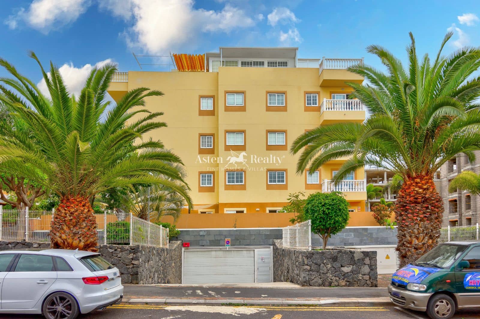 3 soveværelse Penthouse til salg i Palm-Mar med swimmingpool garage - € 450.000 (Ref: 9010438)