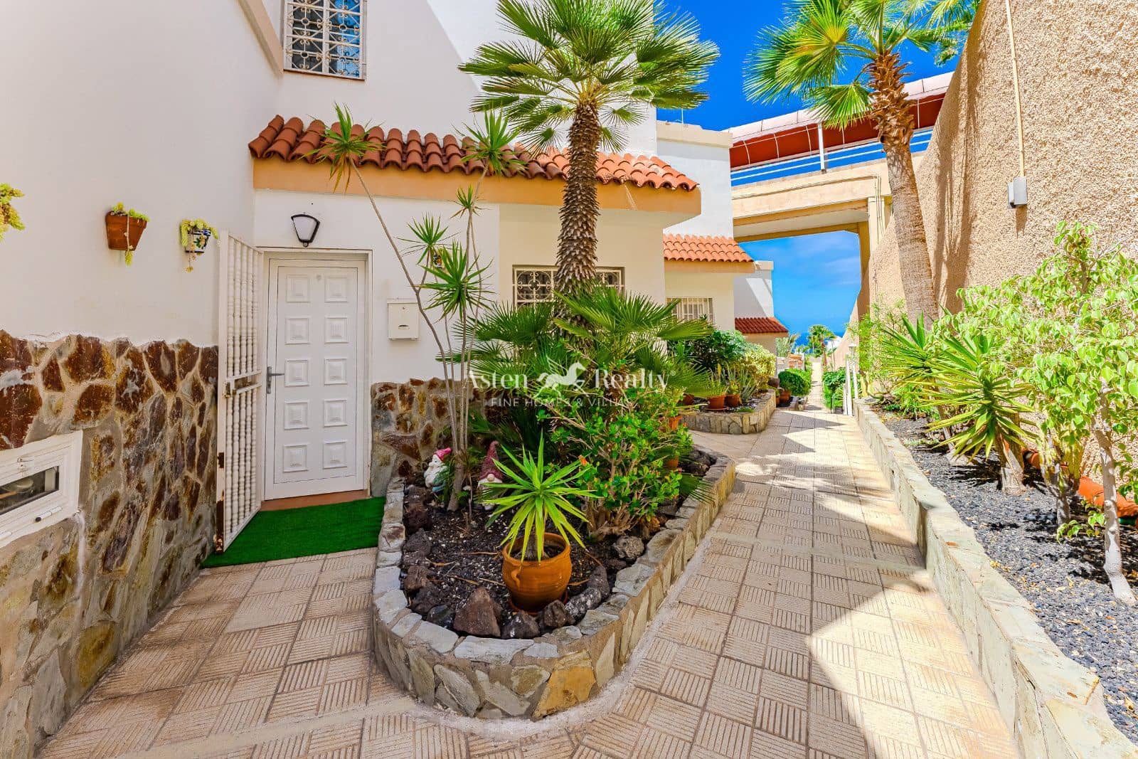 3 soverom Hus til salgs i Costa Adeje med svømmebasseng - € 625 000 (Ref: 9010439)