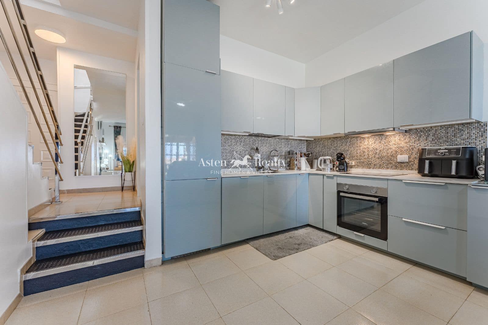 3 soverom Hus til salgs i Costa Adeje med svømmebasseng - € 625 000 (Ref: 9010439)