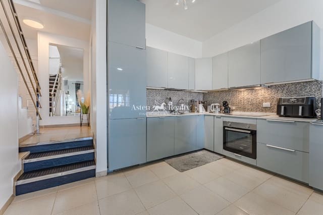 3 sovrum Hus till salu i San Eugenio Alto, Adeje med pool - 625 000 € (Ref: 9010439)