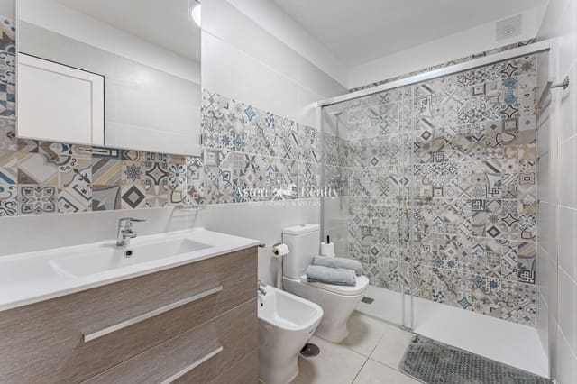 3 sovrum Hus till salu i San Eugenio Alto, Adeje med pool - 625 000 € (Ref: 9010439)