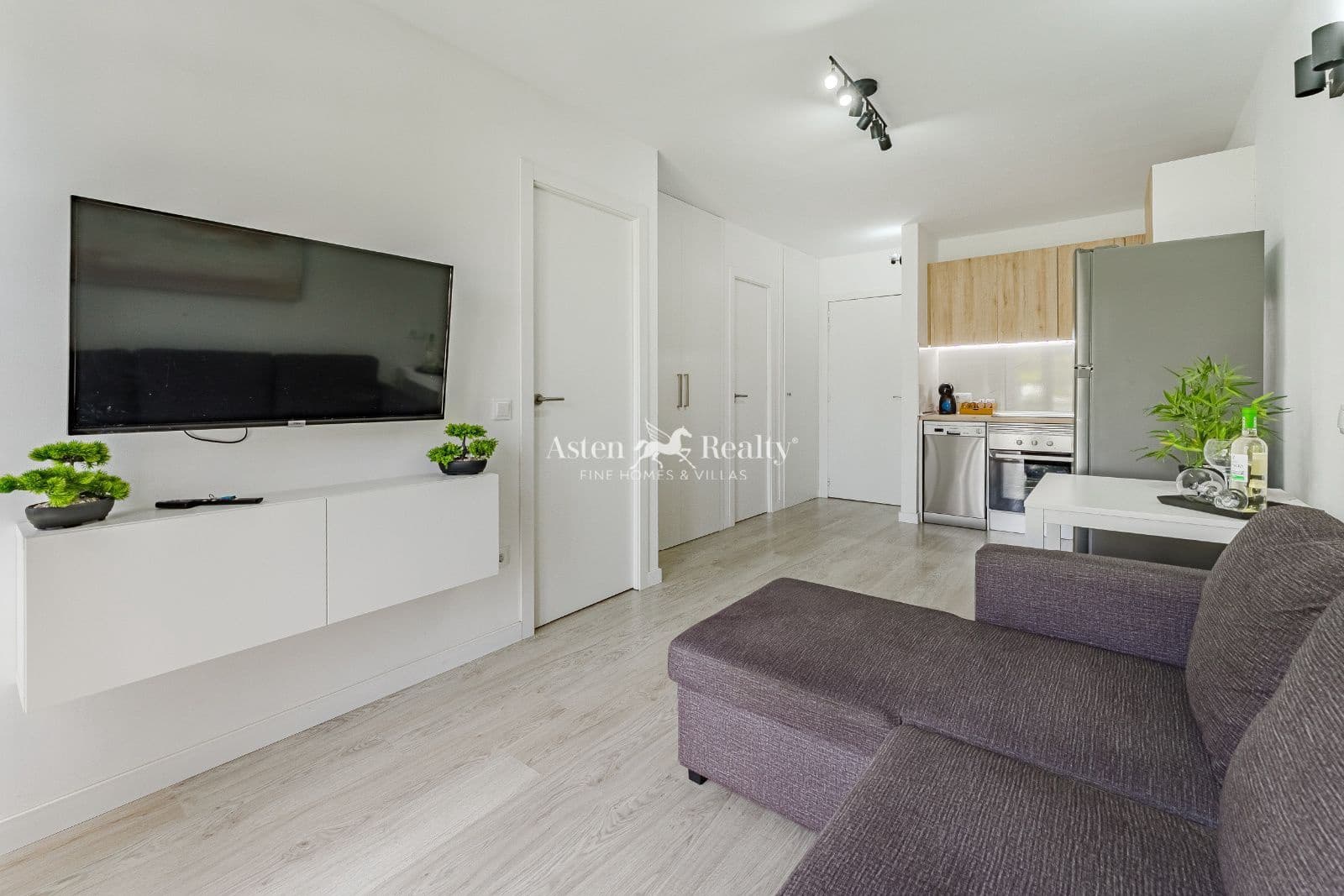 1 soveværelse Lejlighed til salg i Costa Adeje med swimmingpool garage - € 289.000 (Ref: 9016688)