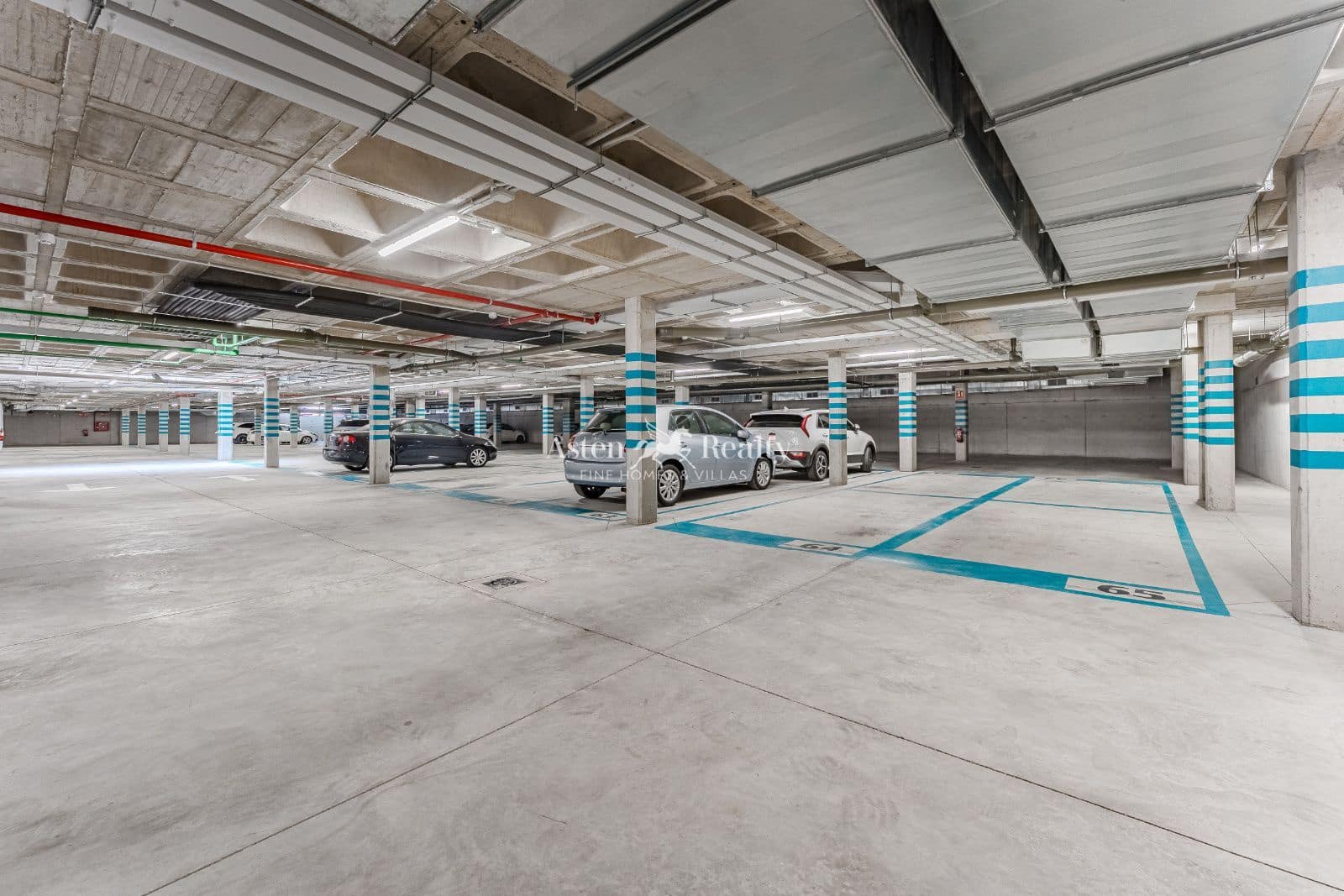 2 soveværelse Lejlighed til salg i Abades med swimmingpool garage - € 349.000 (Ref: 9016689)