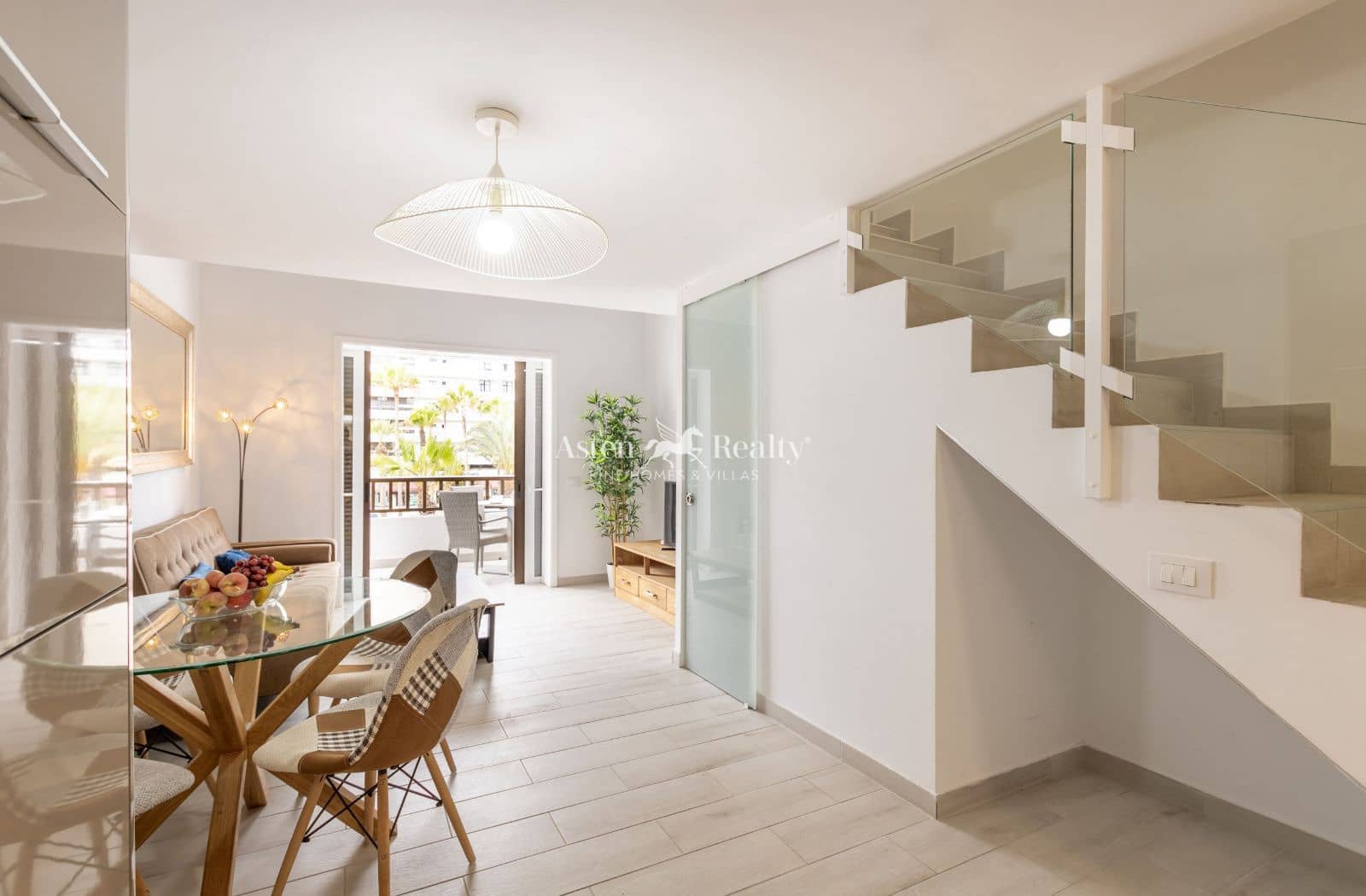 1 soveværelse Penthouse til salg i Playa de las Americas med swimmingpool - € 420.000 (Ref: 9019291)