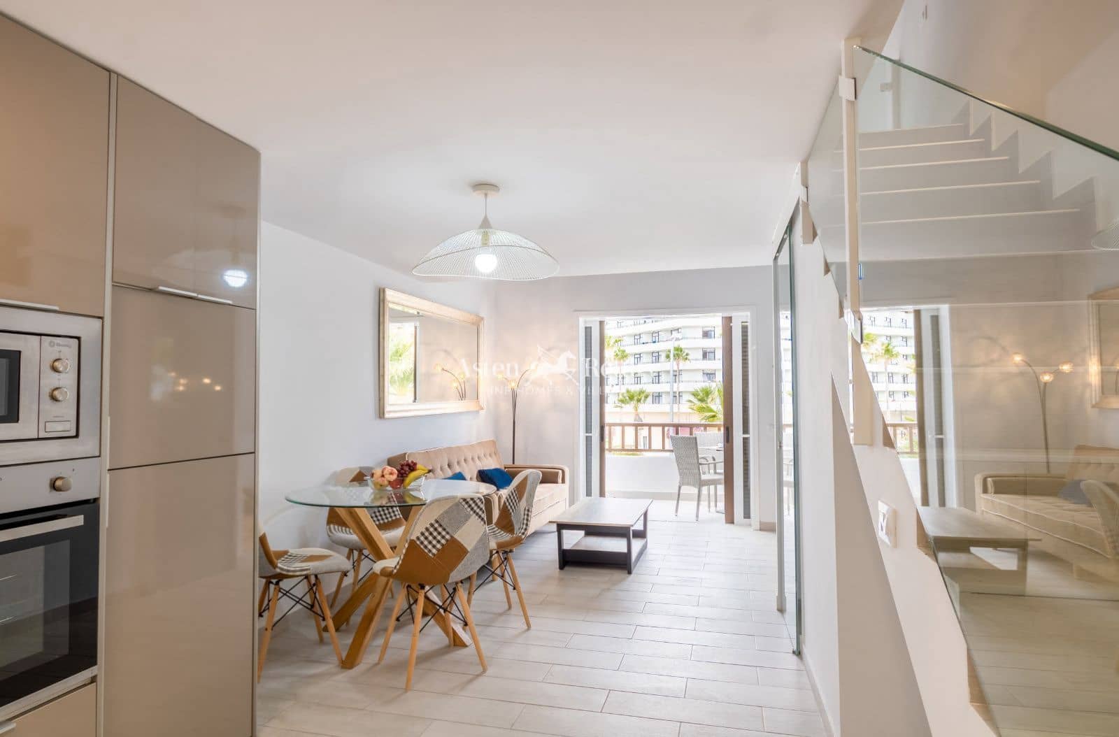 1 soveværelse Penthouse til salg i Playa de las Americas med swimmingpool - € 420.000 (Ref: 9019291)