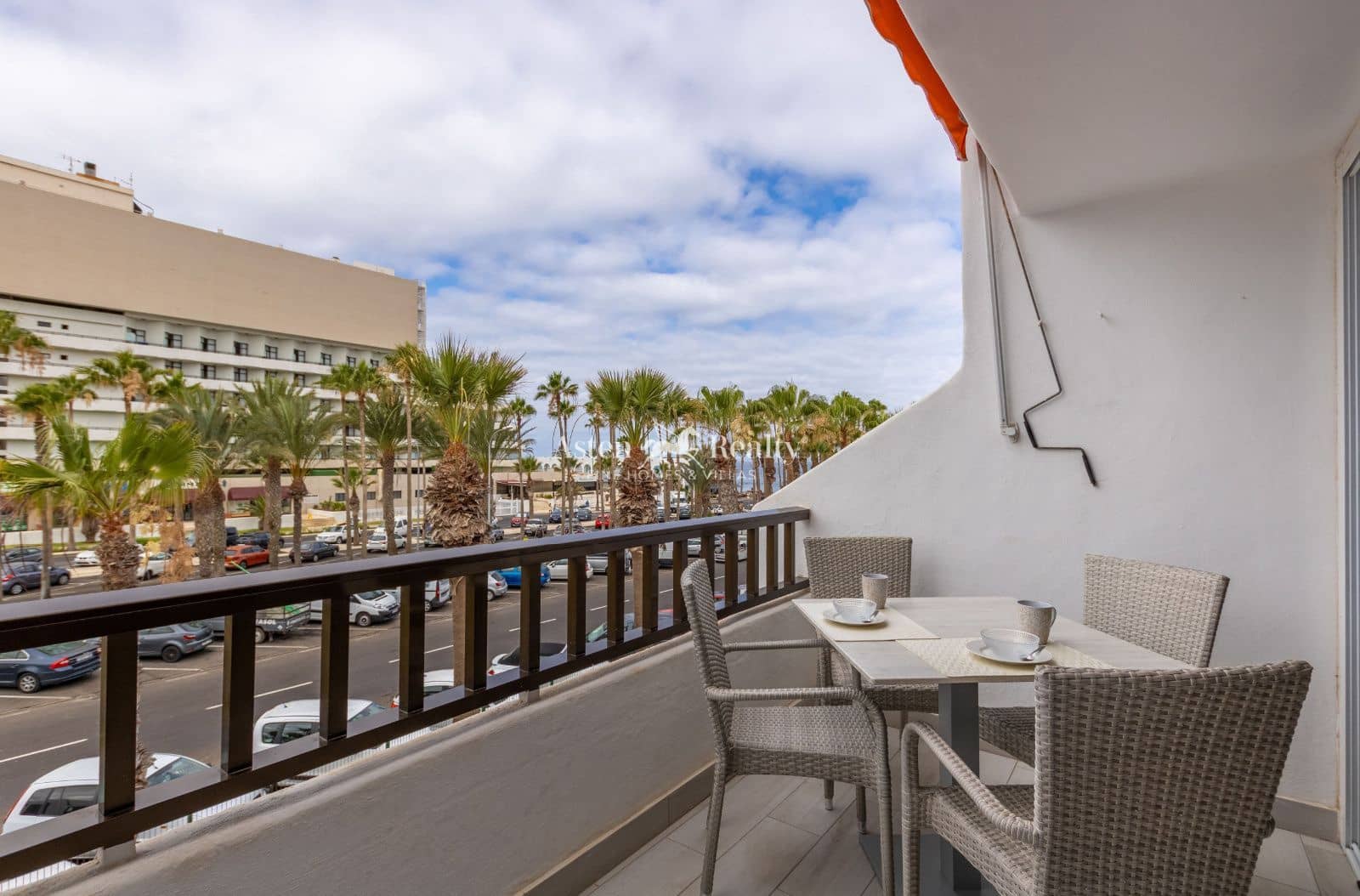 1 soveværelse Penthouse til salg i Playa de las Americas med swimmingpool - € 420.000 (Ref: 9019291)