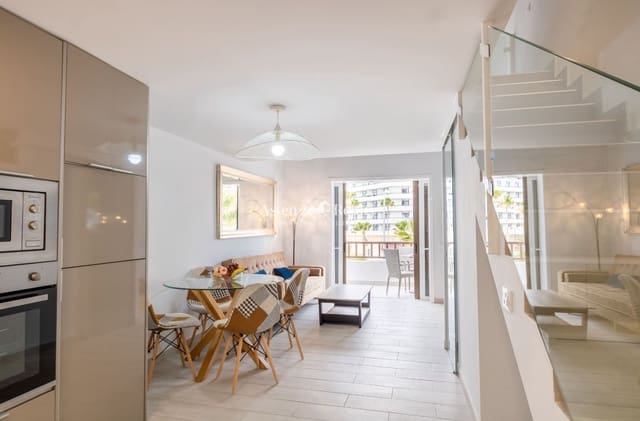 1 chambre Penthouse à vendre à Playa de las Américas, Adeje avec piscine - 420 000 € (Ref: 9019291)