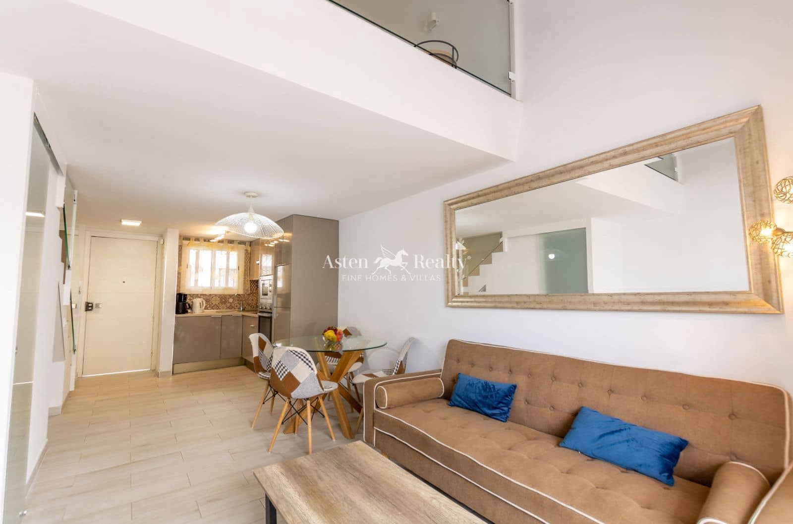 1 soveværelse Penthouse til salg i Playa de las Americas med swimmingpool - € 420.000 (Ref: 9019291)