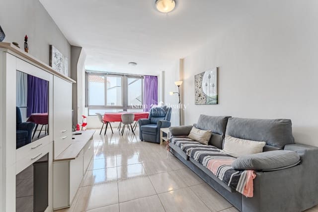 1 slaapkamer Flat te koop in Los Cristianos, Arona met zwembad garage - € 235.000 (Ref: 9033504)