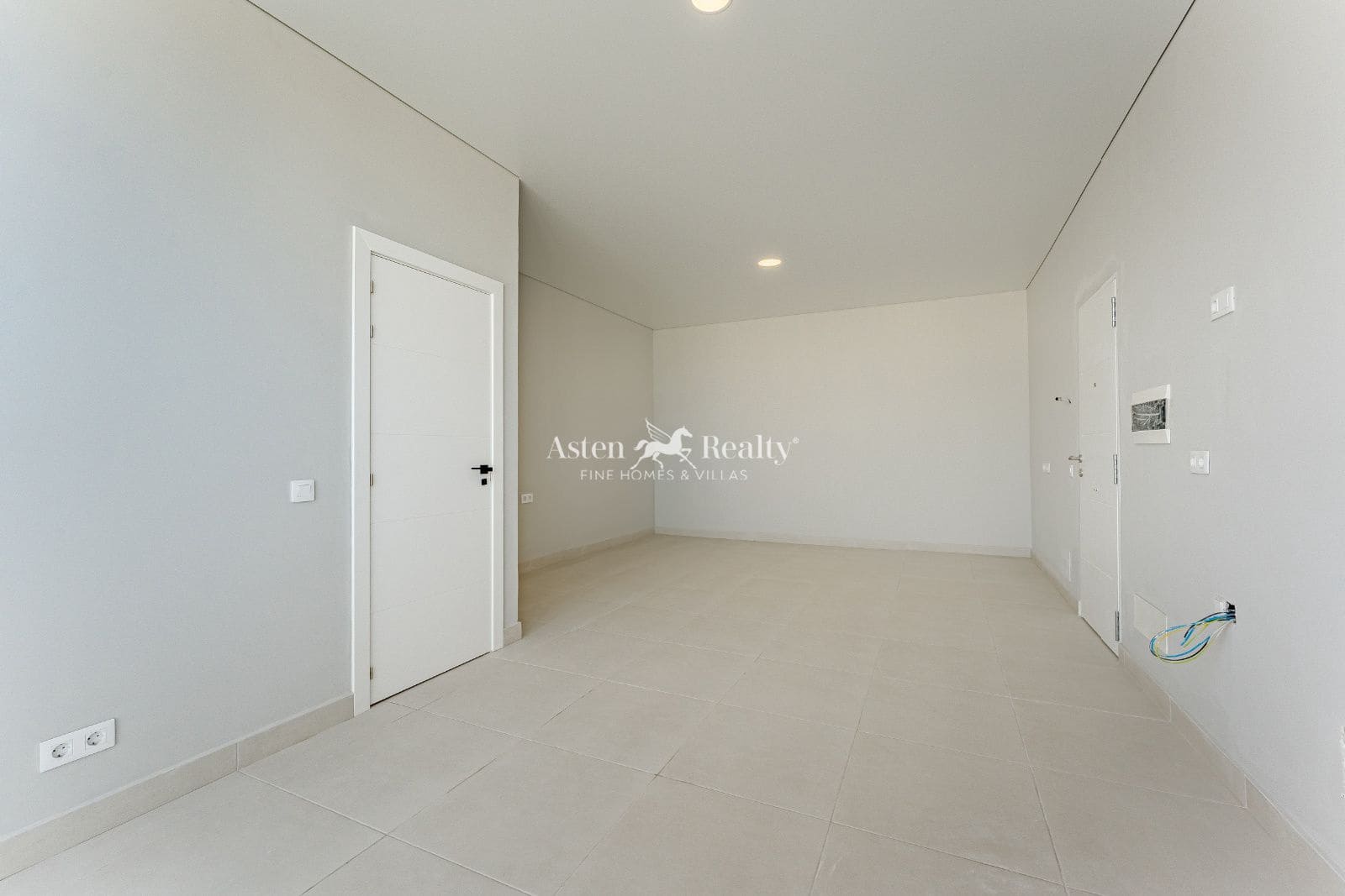 17 soveværelse Restaurant/Bar til salg i Callao Salvaje - € 2.550.000 (Ref: 9035635)