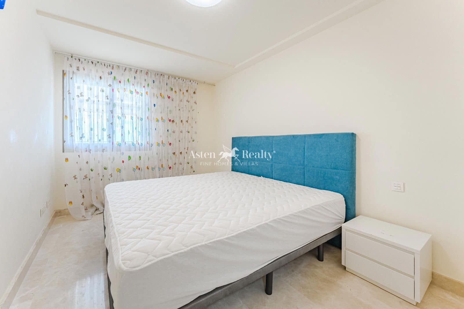 3 bedroom Flat for sale in La Caleta Adeje with pool garage - € 799,000 (Ref: 9041019)