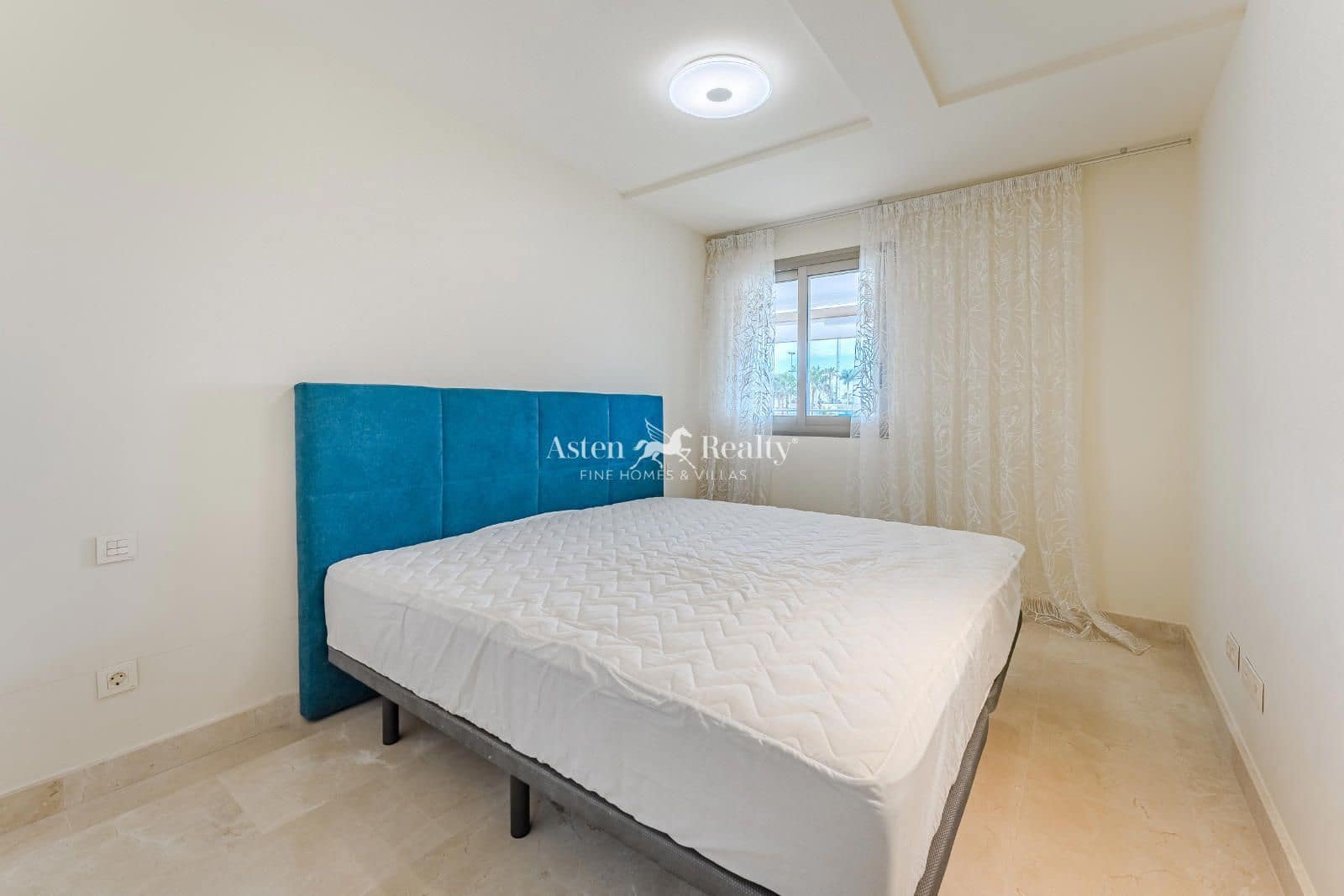 3 bedroom Flat for sale in La Caleta Adeje with pool garage - € 799,000 (Ref: 9041019)