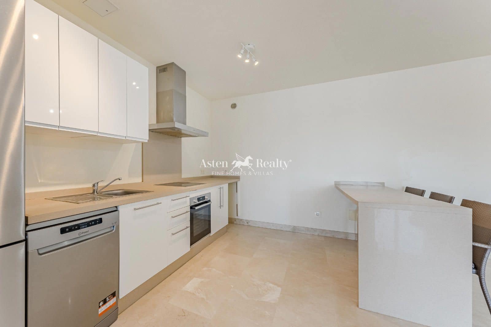 3 bedroom Flat for sale in La Caleta Adeje with pool garage - € 799,000 (Ref: 9041019)