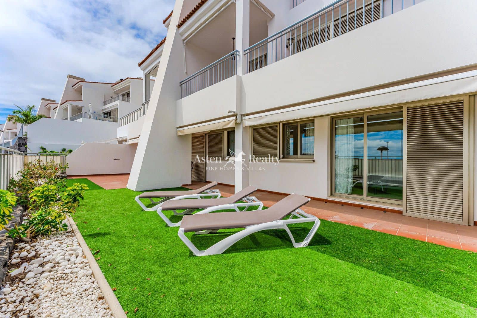 3 bedroom Flat for sale in La Caleta Adeje with pool garage - € 799,000 (Ref: 9041019)
