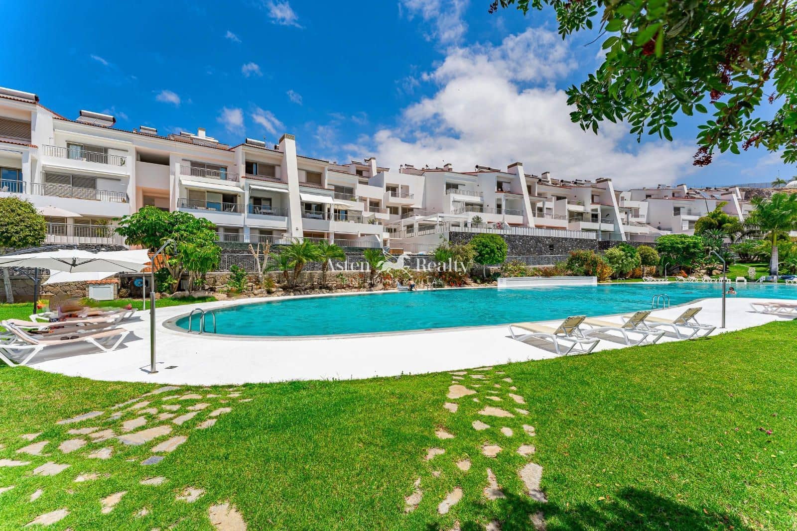 3 bedroom Flat for sale in La Caleta Adeje with pool garage - € 799,000 (Ref: 9041019)