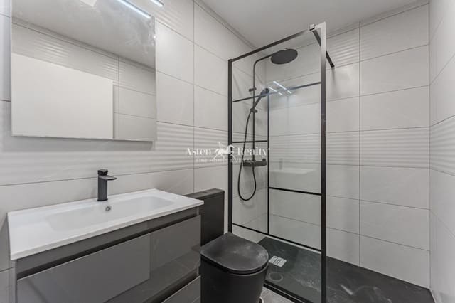 2 soverom Hus til salgs i Playa San Juan, Guía de Isora med garasje - € 529 000 (Ref: 9049951)