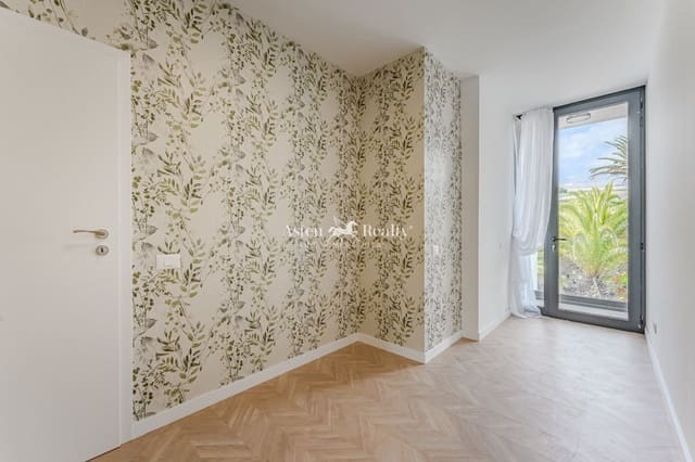 2 soverom Hus til salgs i Playa San Juan, Guía de Isora med garasje - € 529 000 (Ref: 9049951)