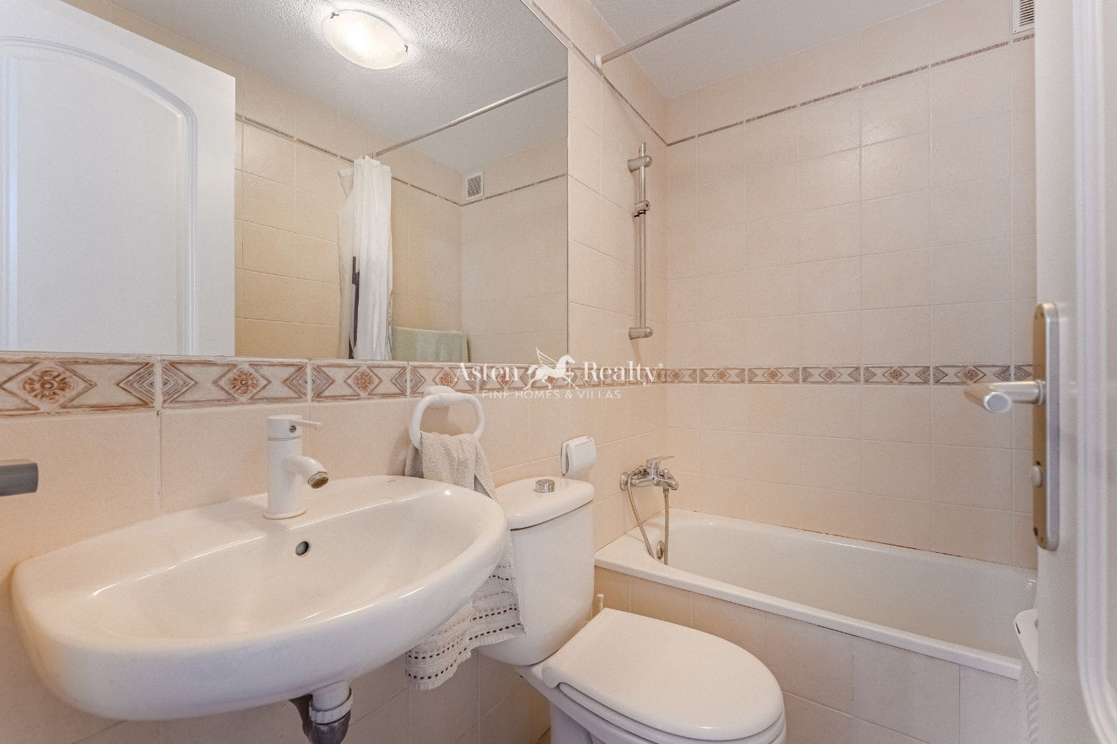 2 bedroom Penthouse for sale in Torviscas with pool garage - € 449,000 (Ref: 9053705)