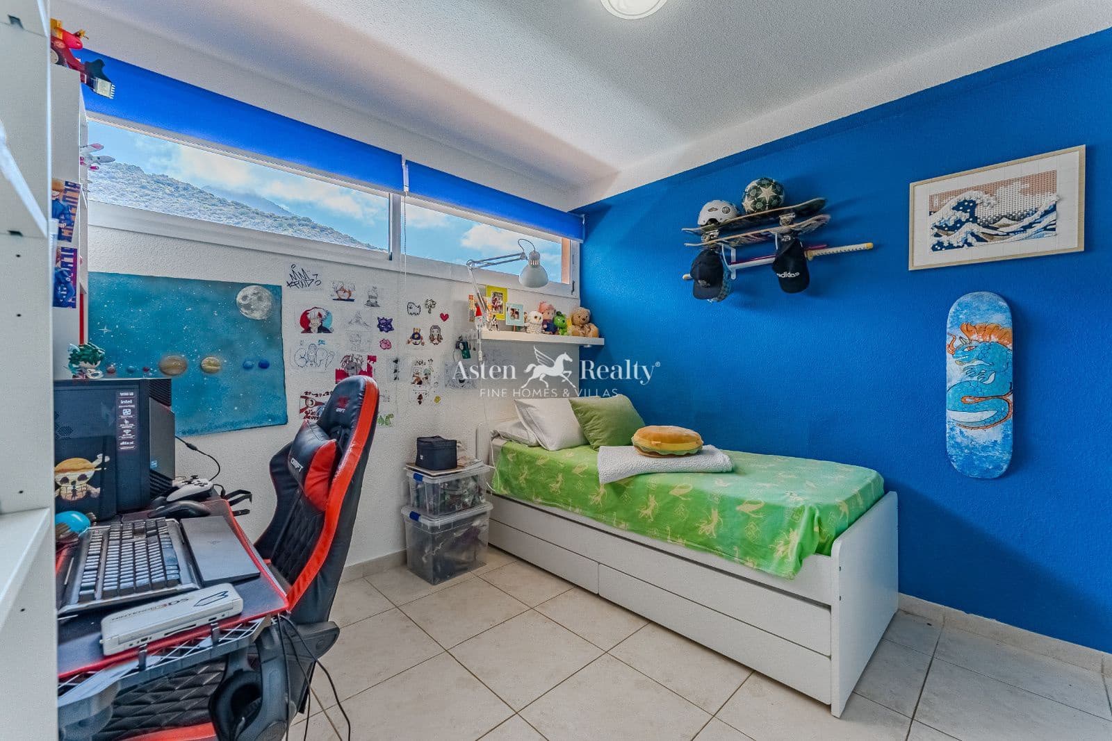 2 bedroom Penthouse for sale in Torviscas with pool garage - € 449,000 (Ref: 9053705)