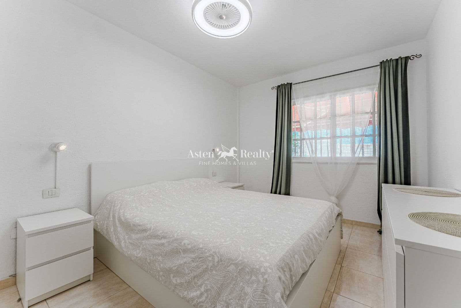 2 quarto Apartamento para venda em Torviscas com piscina - 299 000 € (Ref: 9061541)