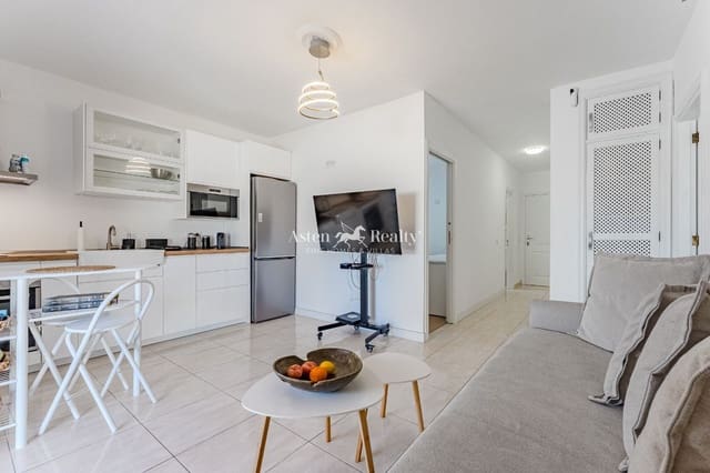 2 slaapkamer Flat te koop in Torviscas, Adeje met zwembad - € 299.000 (Ref: 9061541)