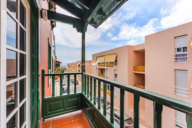 4 soveværelse Byhus til salg i Los Olivos, Adeje med swimmingpool garage - € 385.000 (Ref: 9061720)