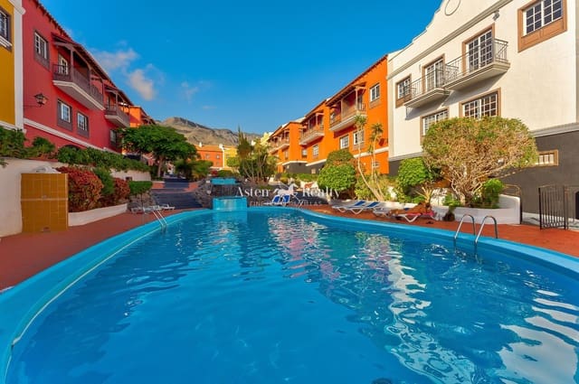 4 quarto Casa em Banda para venda em Los Olivos, Adeje com piscina garagem - 375 000 € (Ref: 9061720)